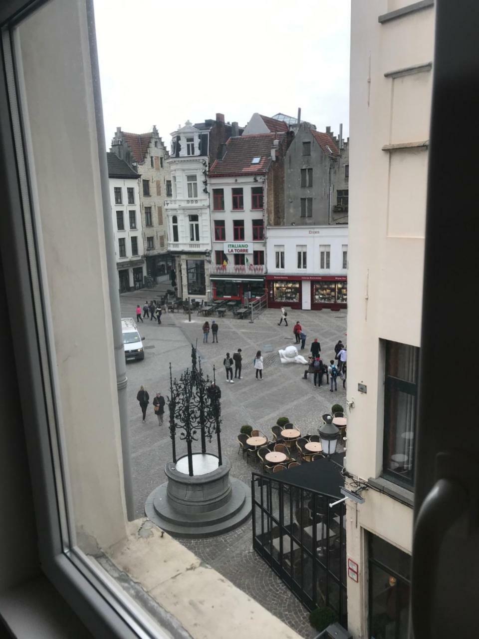 Luxury Suites Cathedral By Rikas Hotels Antwerp Exterior photo